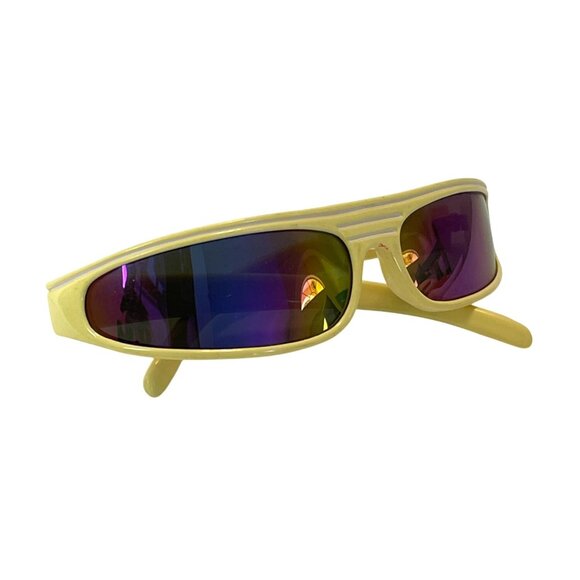 Vintage Retro 80's Yellow Sporty Wraparound Sunglasses Dark Lenses Groovy Cool - Picture 12 of 14